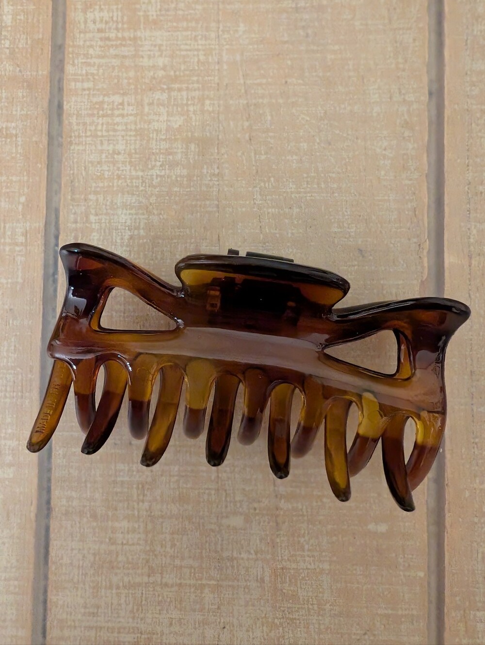 Vintage 90s Classic French Molded Claw Clip